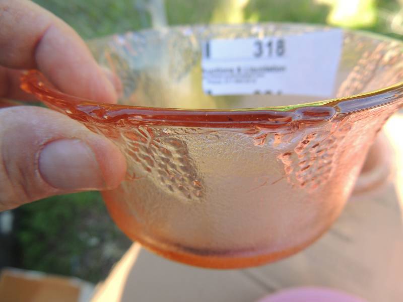 lot 318 image: Pressed trans-pink gravy bowl, 4 bowls, 1 salad