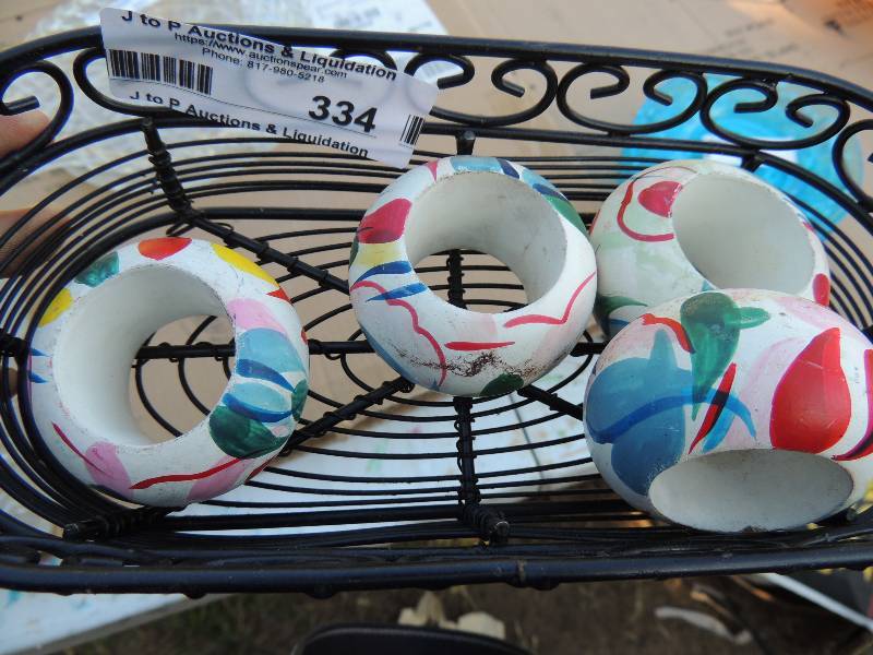lot 334 image: napkin holders