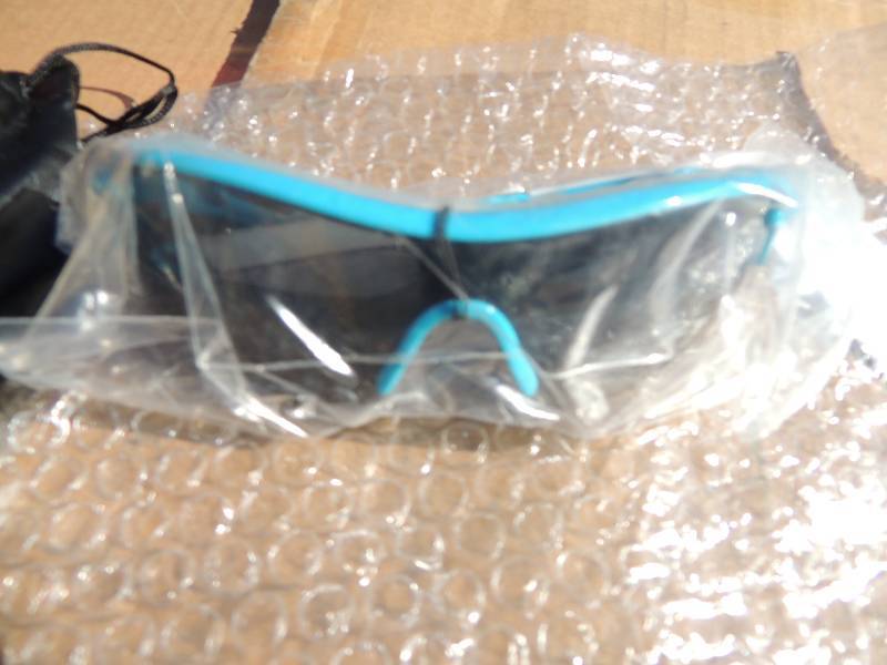 lot 347 image: Oakley sunglasses