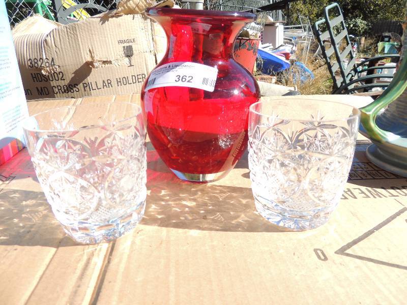 lot 362 image: Red vase and 2 crystal cups