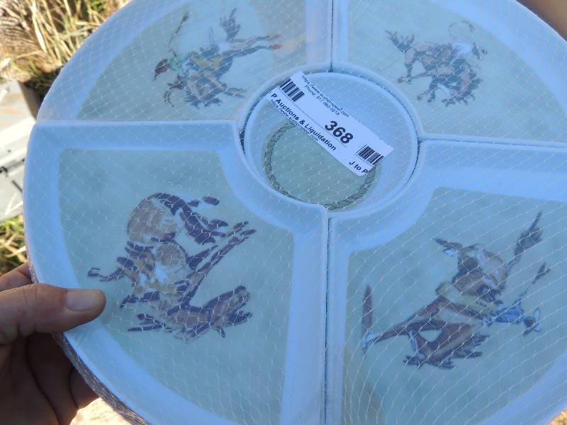 lot 368 image: WESTERN divided platter