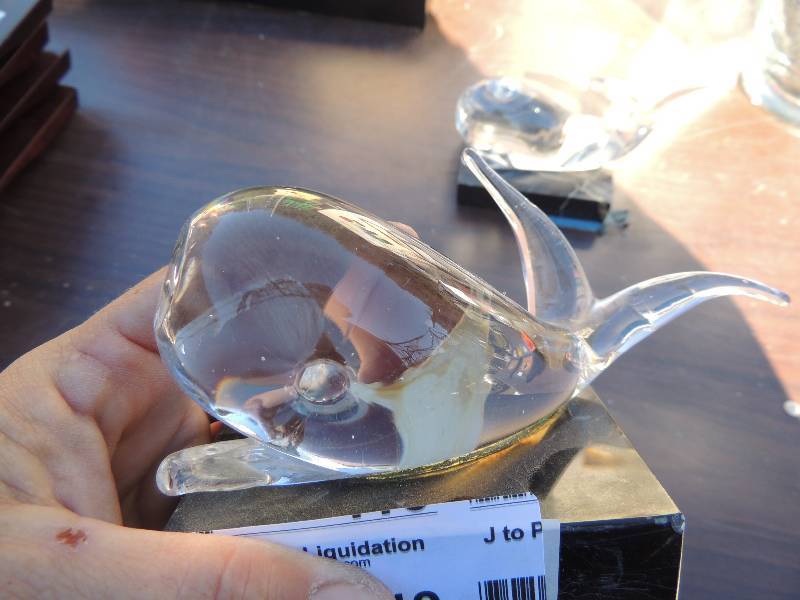 lot 419 image: 2 crystal dolphins on marble