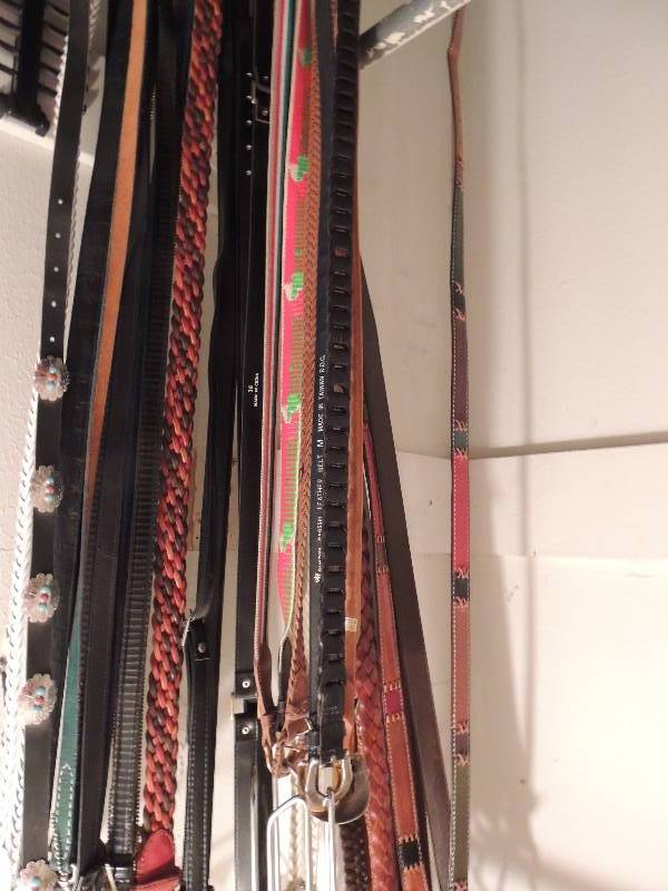 lot 613 image: Assorted womens belts