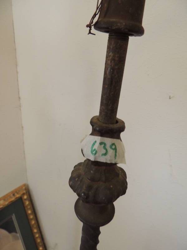 lot 639 image: Vintage lamp stand with cast iron base