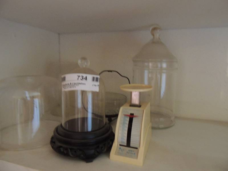 lot 734 image: Food scale, brandy snifter, glass stones, ashtray, and covered dish,