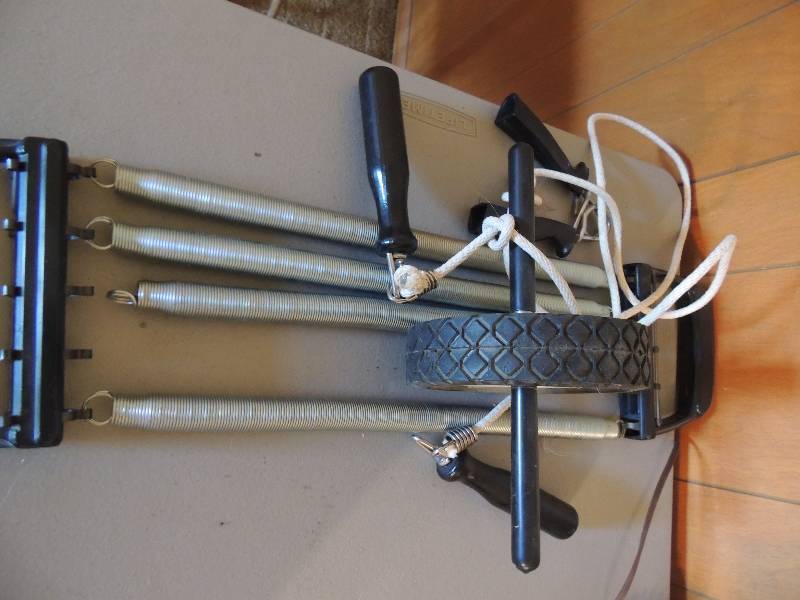 lot 755 image: Vintage workout ABD spring wheel
