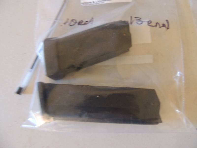 lot 759 image: GLOCK .45  10 round  and 13  round  clips