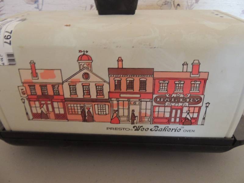 lot 797 image: Presto Baker oven