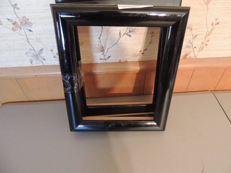 lot 941 image: 3 8x 10 black picture frames
