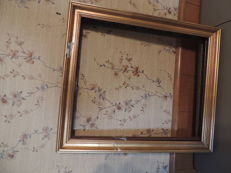 lot 947 image: 3 20x 24 pic frames