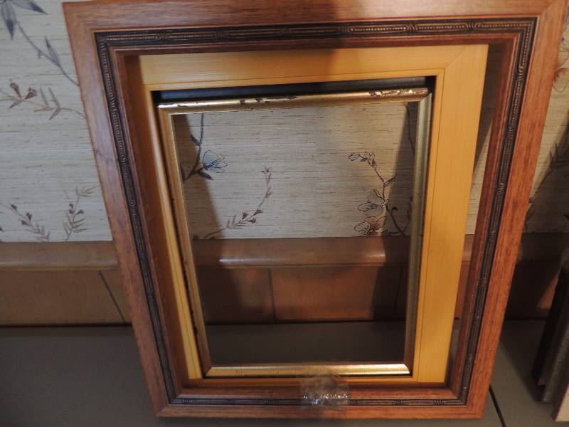 lot 583 image: 3 assorted frames