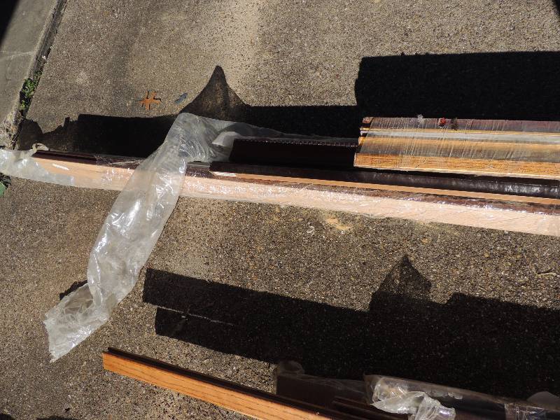 lot 493 image: FRAMING MATERIALS - Bundle of wood framing