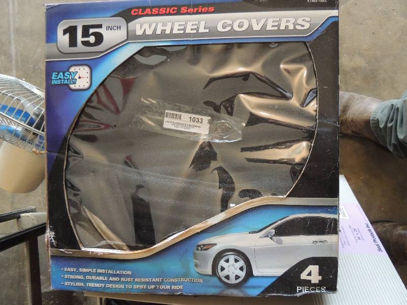 lot 1033 image: 15  wheel cover