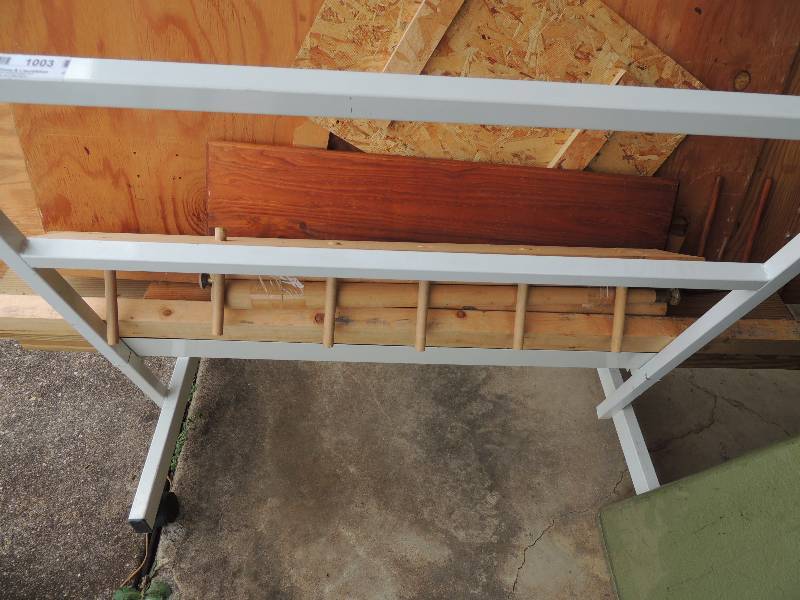 lot 1003 image: Utility rack
