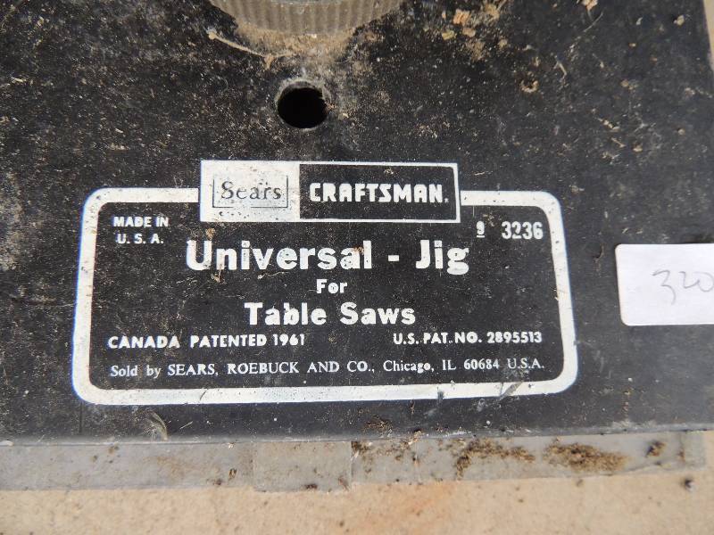lot 320 image: Universal Jig (table saw)