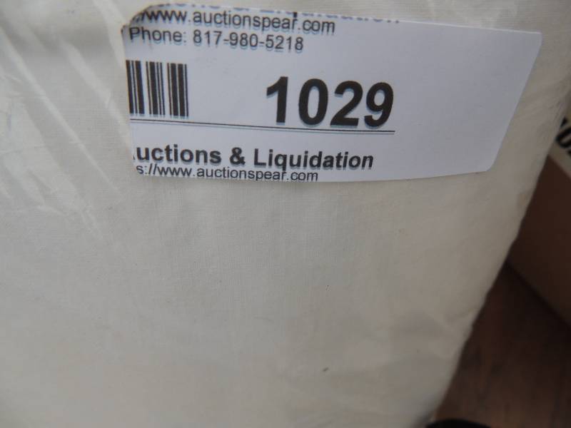 lot 1029 image: Jug fabric glue and fabric