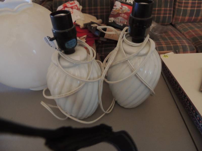 lot 1065 image: Lamp with clear shade x 2