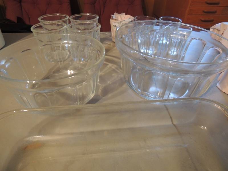 lot 845 image: 4 glasses made in France 6 glasses made in China, 2 IKEA mixing bowls, 2 casseroles