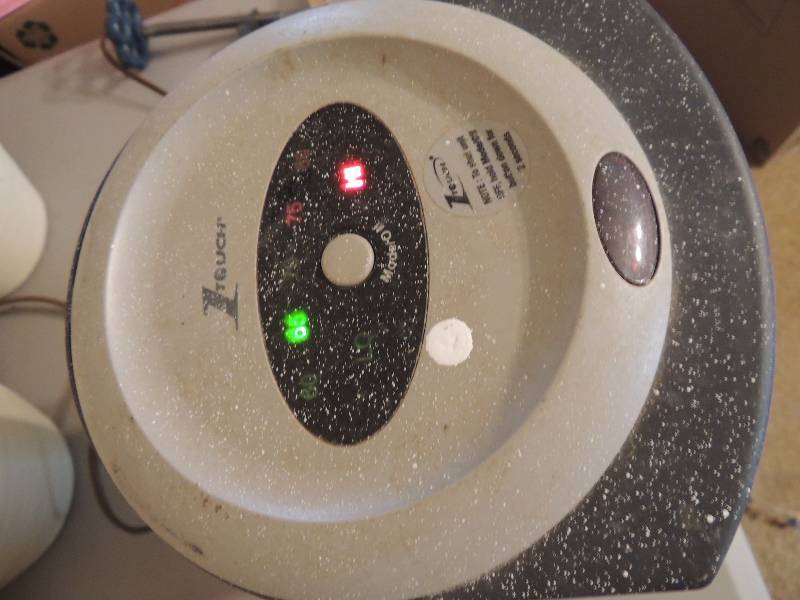 lot 862 image: 1 touch Adams space heater