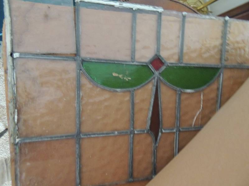 lot 437 image: Vintage stained glass ( needs repair) 16x 24