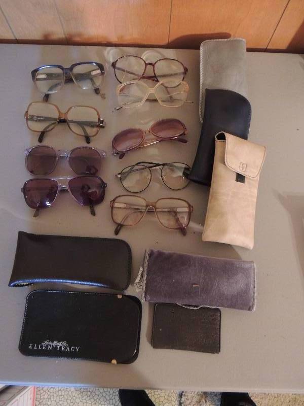 lot 877 image: 9 pairs of glasses and 6 glass cases