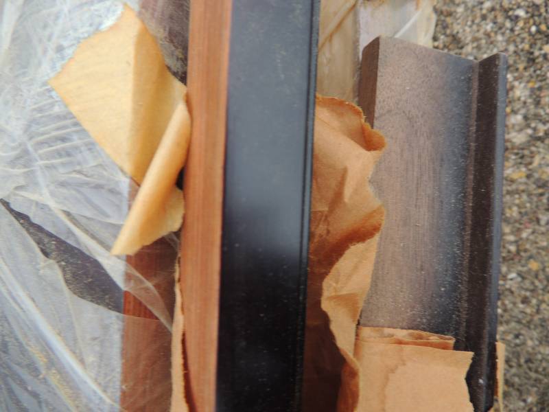 lot 905 image: Bundle of wood framing