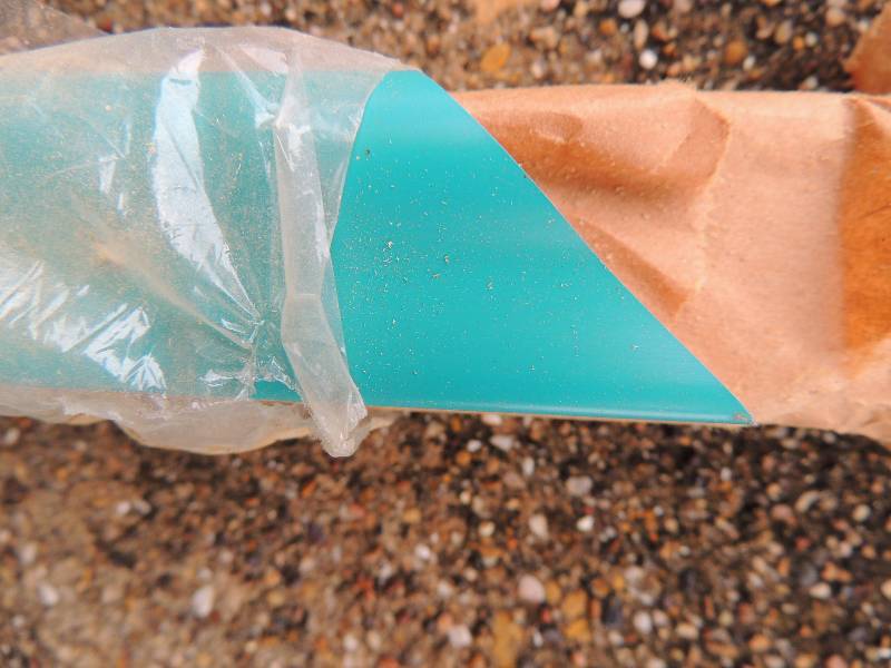 lot 908 image: Turquois trim