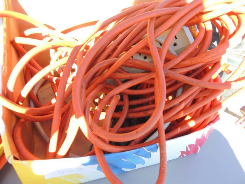 lot 503 image: Box of misc. extension cord