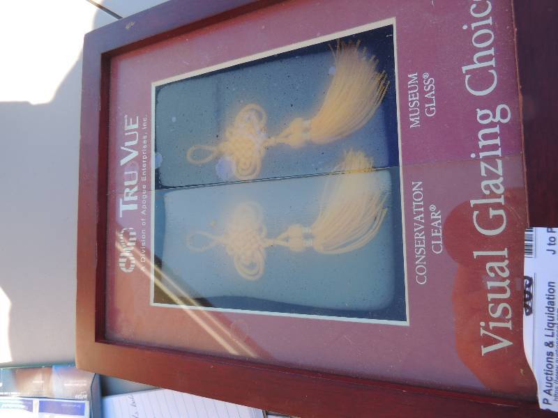 lot 506 image: Truvalue glazing frame