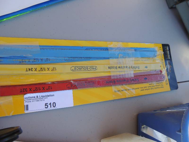 lot 510 image: New pack of saw blades