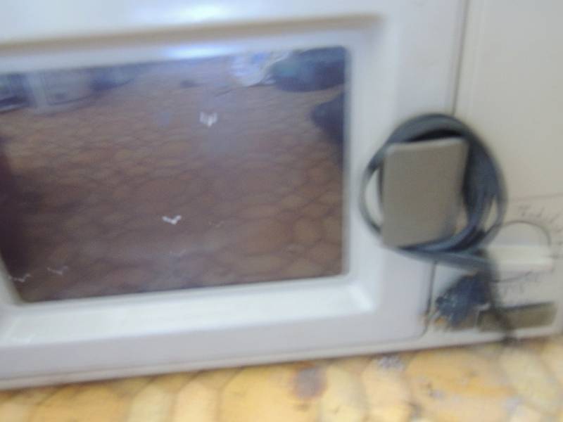 lot 1108 image: JC Penny microwave