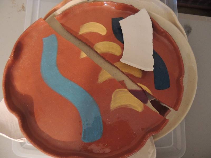 lot 1132 image: For your mosaic designs- broken porcelain, ceramic and Indian pottery
