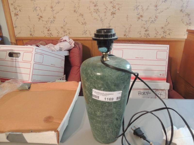 lot 1169 image: Green granite marble lamp