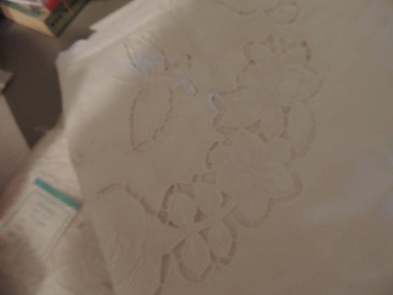 lot 1200 image: FANCY OPEN CUTWORK EMBROIDERY  TABLECLOTH & NAPKINS - 64x92