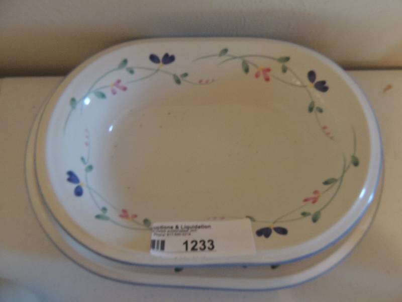 lot 1233 image: Allegro stoneware Hearthside design  dishware 2 oblong platters 2 oblong serving bowls