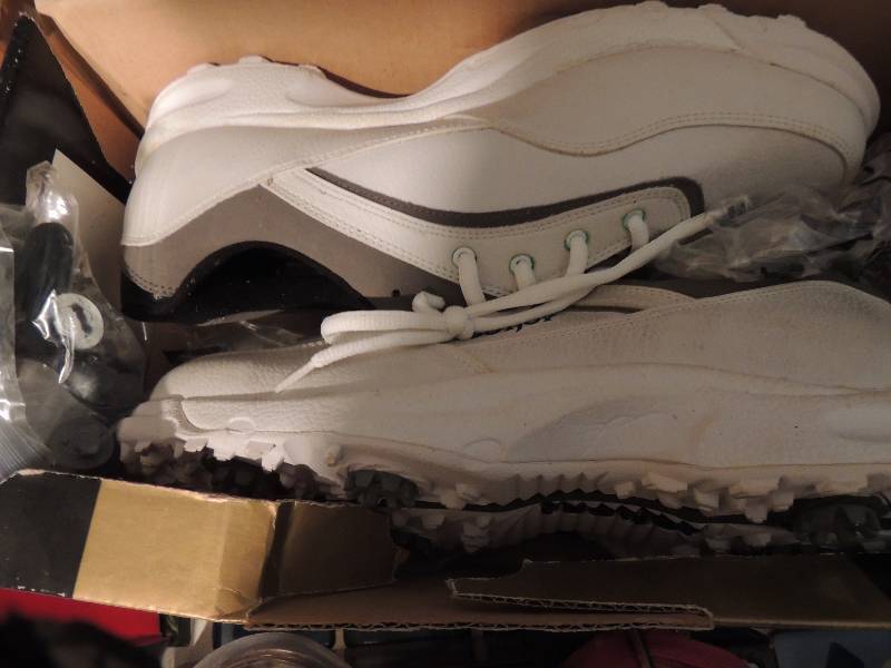 lot 1211 image: Foot Joy golf shoes new in box size 10 12