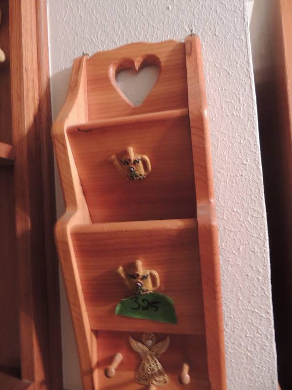 lot 325 image: Wooden wall mail hanger