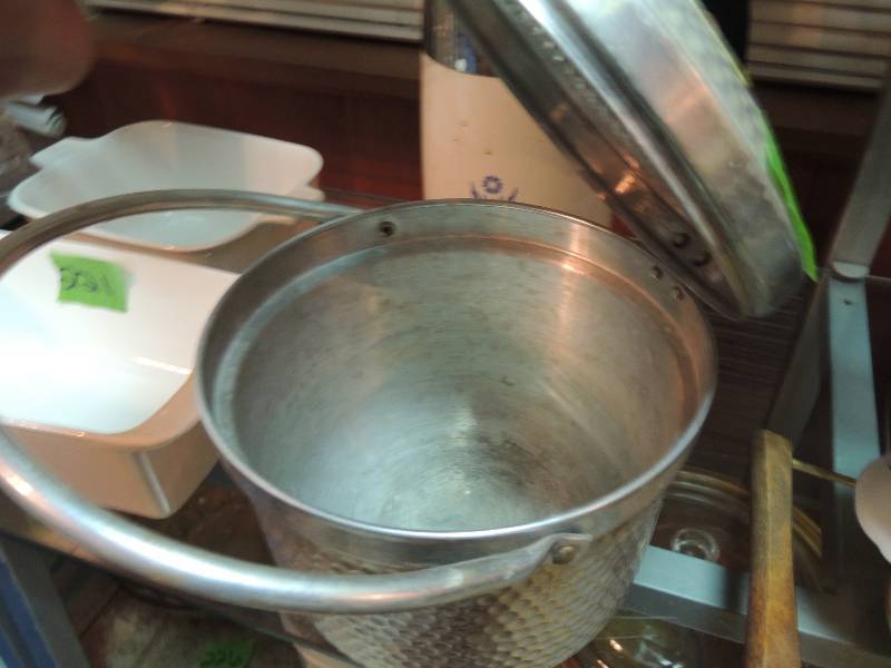 lot 223 image: Silver cake pan with cover