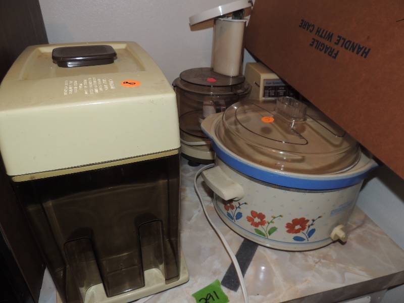 lot 291 image: Rival Crockpot dual food processor