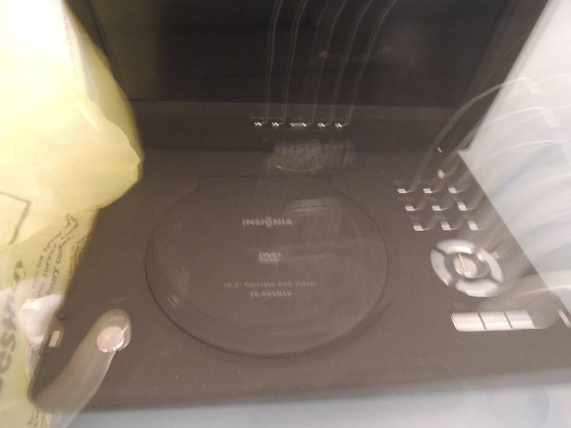 lot 359 image: Portable DVD player, movie Conan the barbarian,