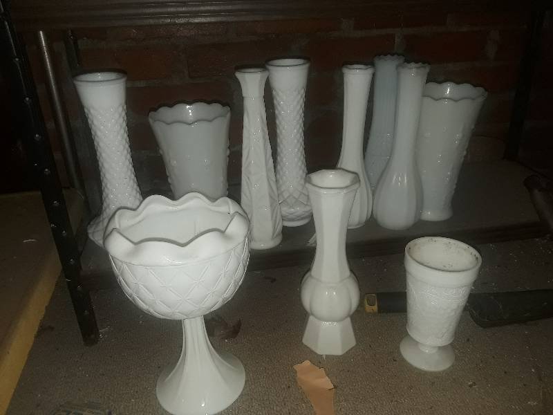 lot 55 image: 11 milk glass vases