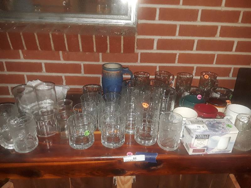lot 70 image: Lot of glassware -mugs, cups, s & p shakers