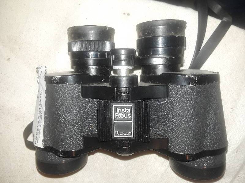 lot 77 image: Inst Focus Bushnell binoculars