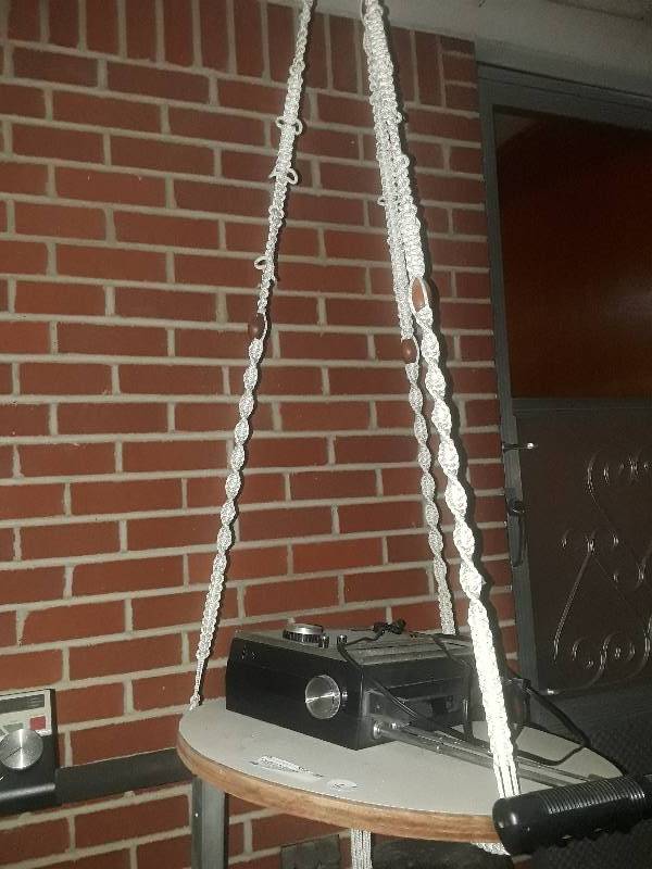 lot 86 image: hanging table and patrolman AM FM radio