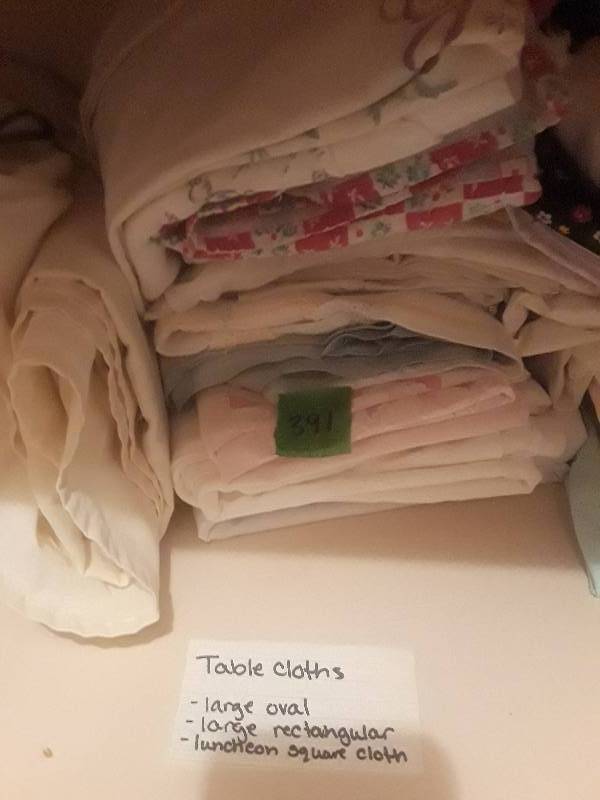 lot 391 image: Table cloths