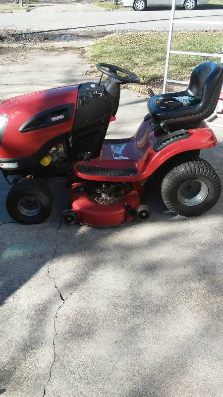 lot 616 image: Craftsman 21 HP  42 in cut lawn tracker great condition