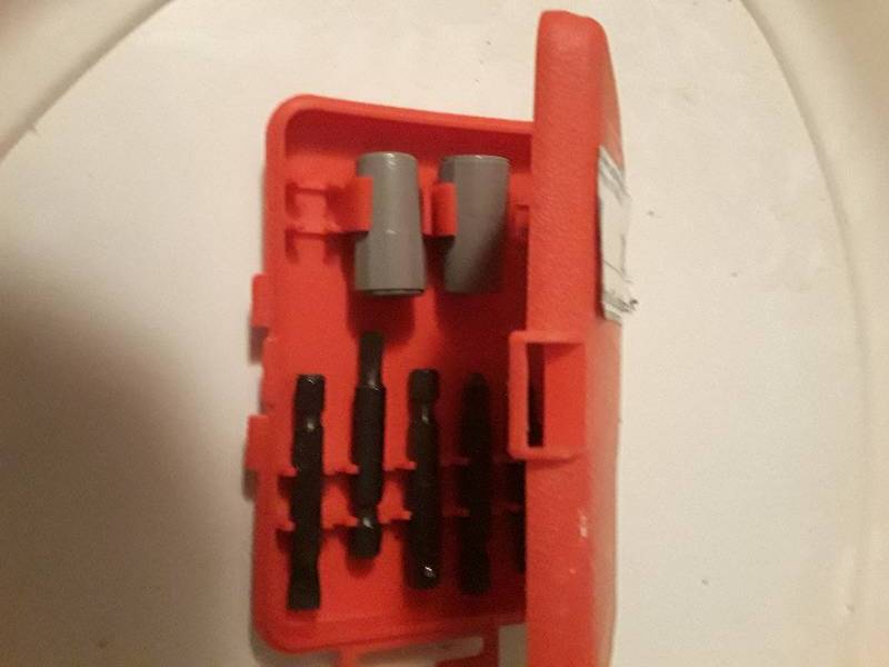 lot 729 image: Mini screw gun bit set in case