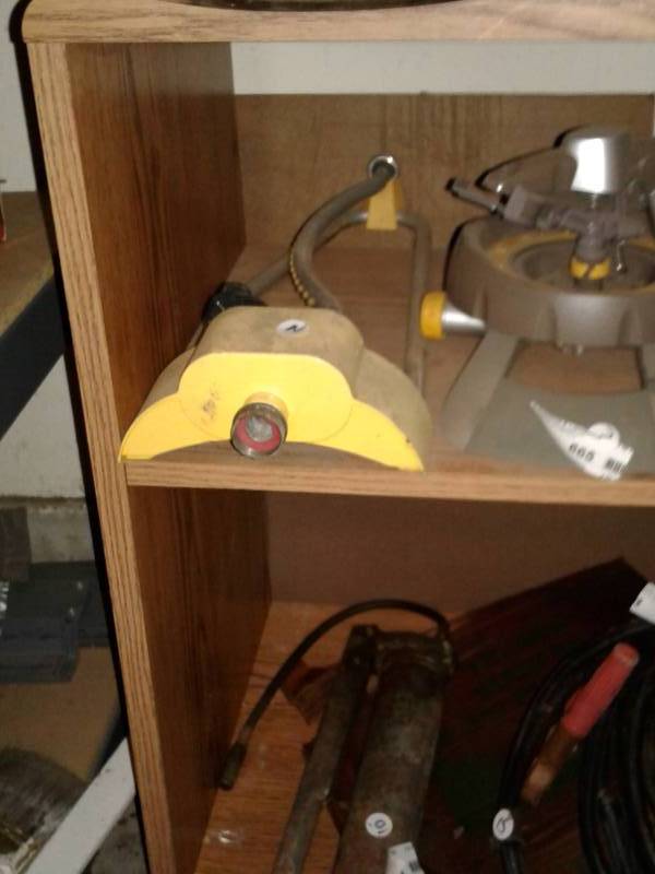 lot 665 image: 5 assorted lawn sprinklers
