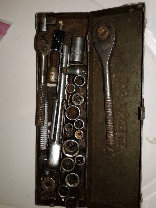 lot 707 image: Plumb tool company LA minitaure socket set in case