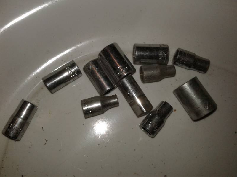 lot 699 image: Craftsman smll sockets x 11